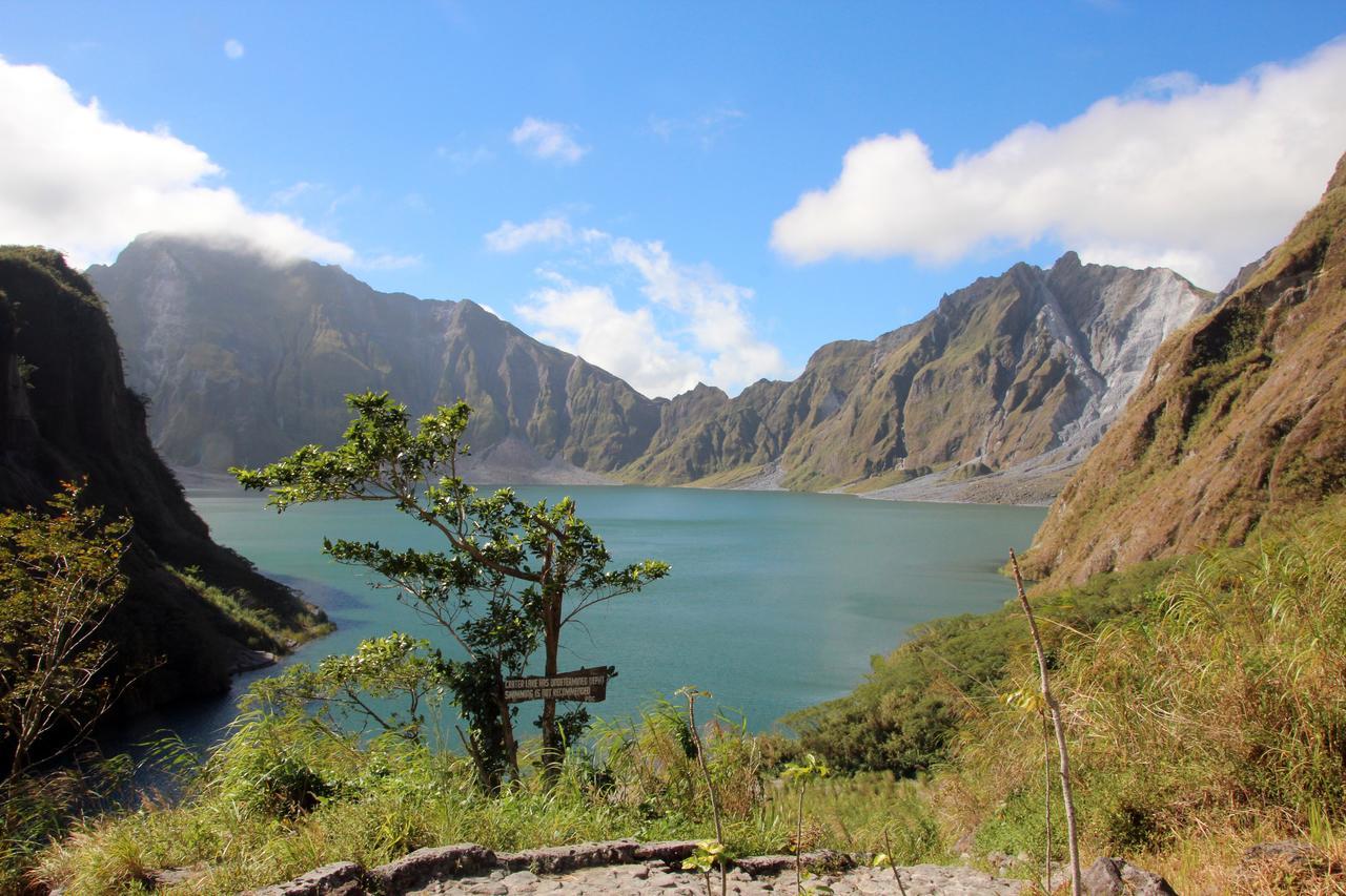 Bognot Lodge : Alvin Bognot Mt Pinatubo Guesthouse And Tours Santa Juliana Exterior foto