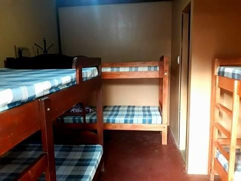 Bognot Lodge : Alvin Bognot Mt Pinatubo Guesthouse And Tours Santa Juliana Exterior foto